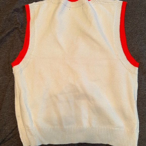 SHEIN sweater vest - Picture 3 of 3